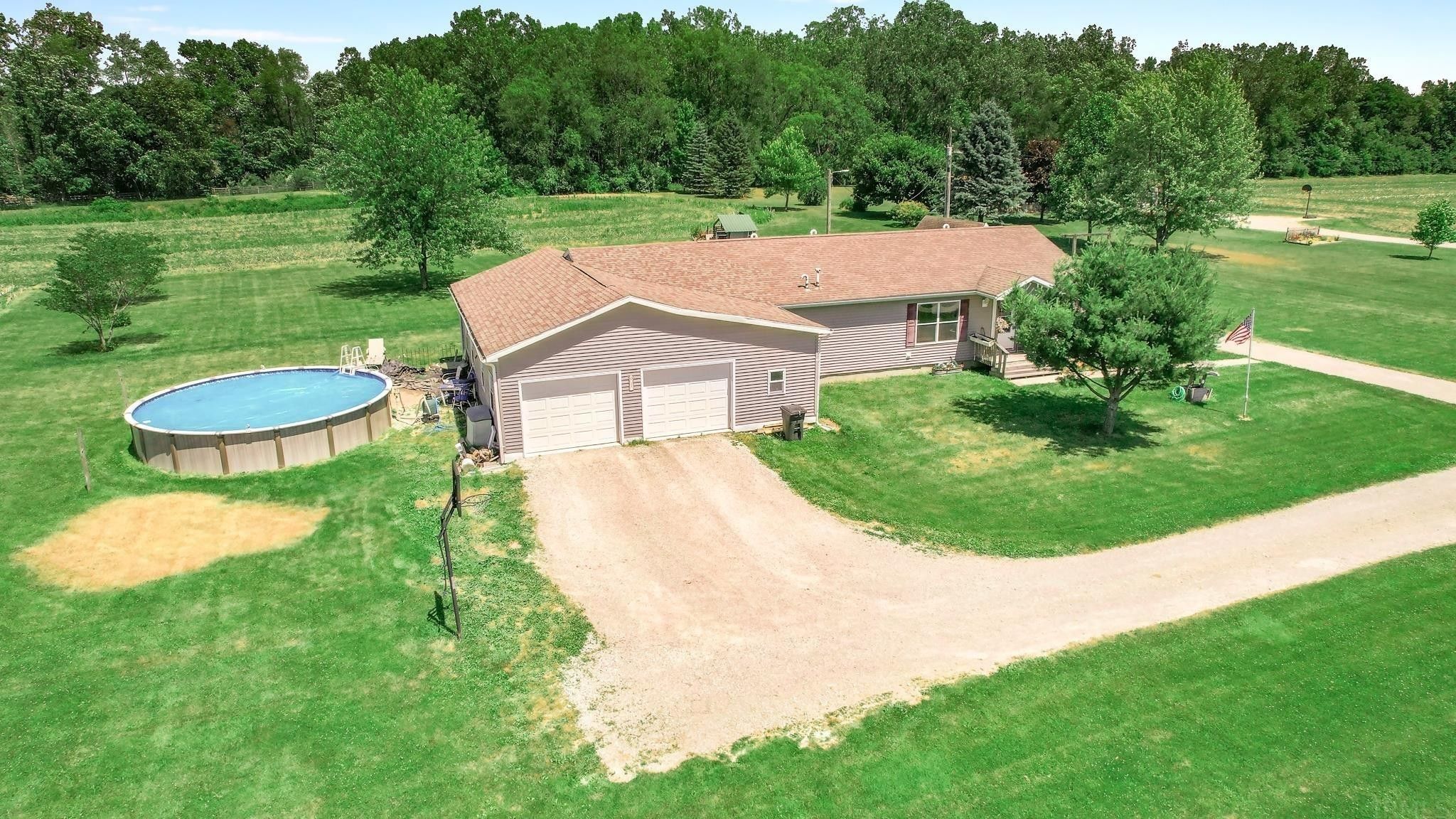 2 acres in Kosciusko County, Indiana