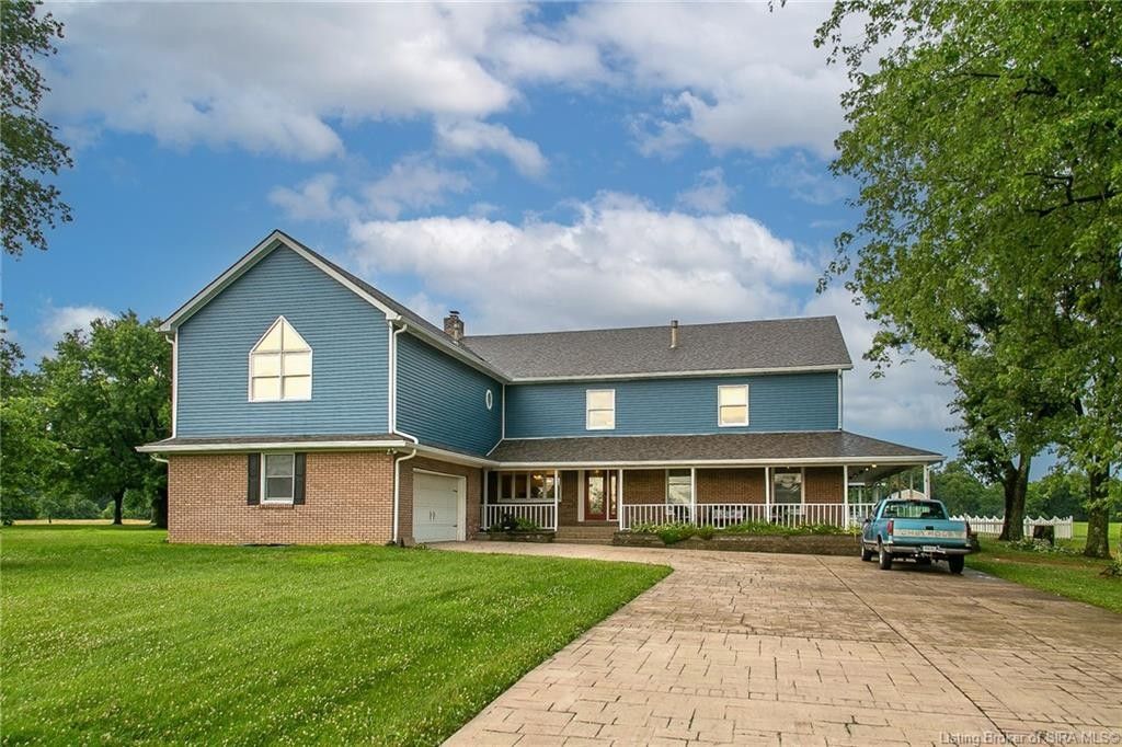 1.05 acres in Clark County, Indiana