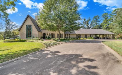 This Texas Victorian Is the Most Exquisite Country Home Currently on the  Market