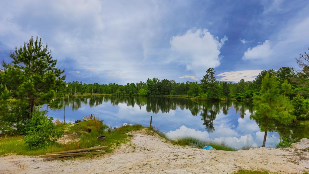 46+ Acres With 1 Acre Stocked Pond Near Huntsville