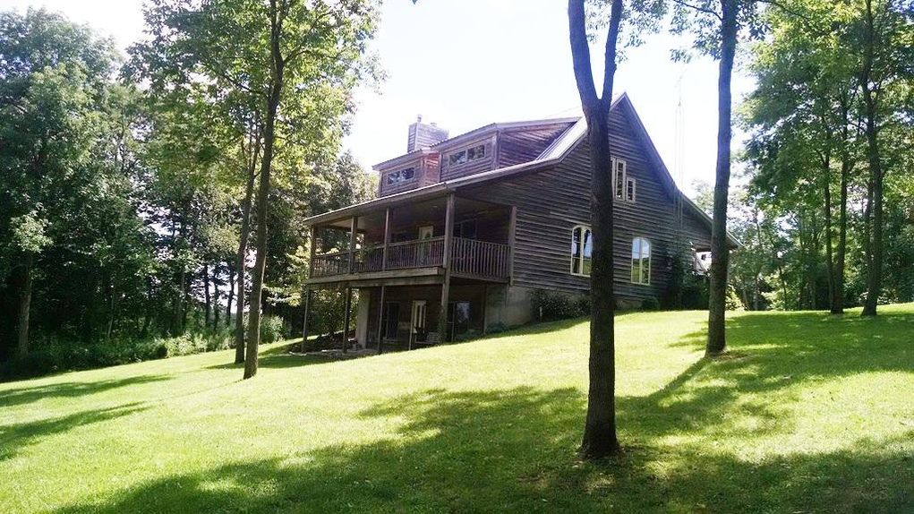 BRACKEN CO. 192 AC. WITH HOME