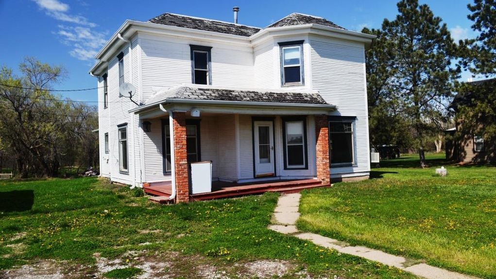 Fixer Upper In Friend Nebraska