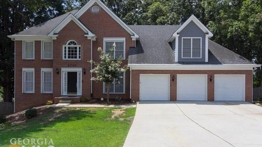 Brick Front Home w/ Finished Basement!