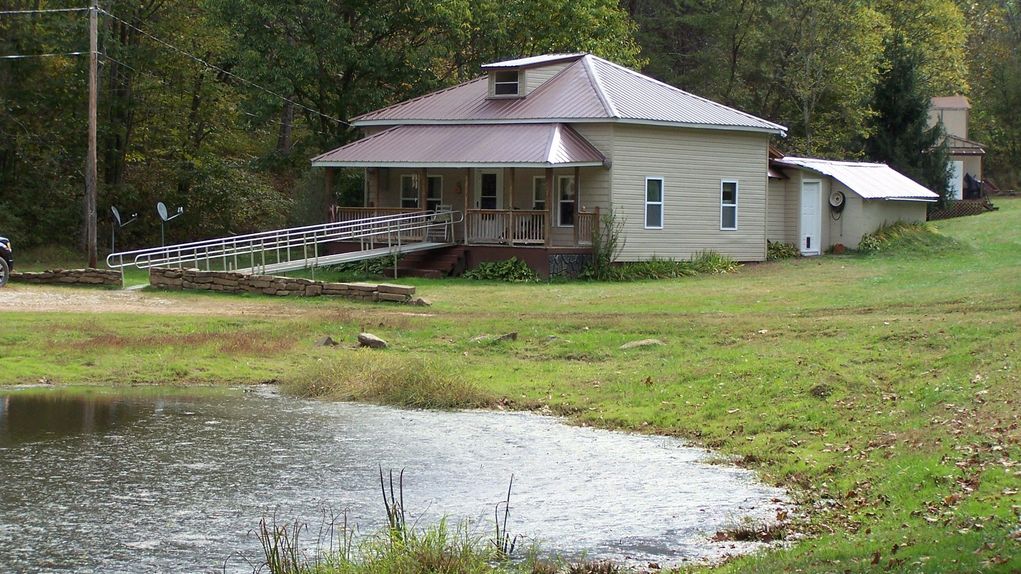 115 acres in Calhoun County, West Virginia