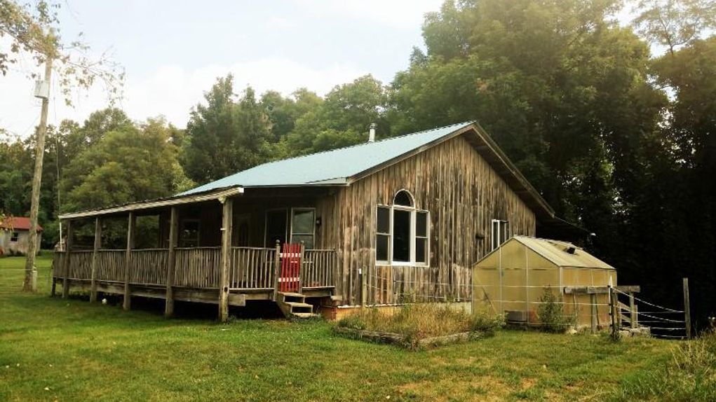 Country Home & Farm for Sale in Indian Valley VA!