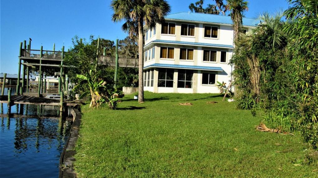 1.15 acres in Putnam County, Florida