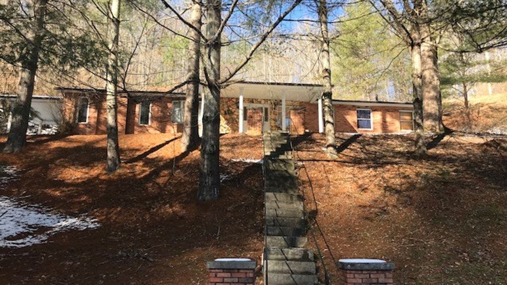 14 acres in Martin County, Kentucky