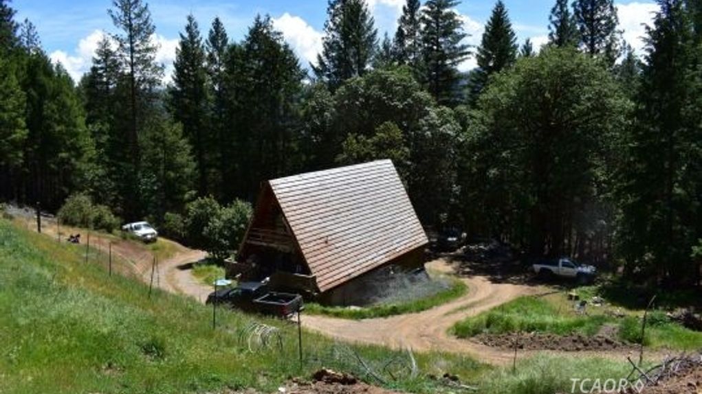 17.7 acres in Trinity County, California