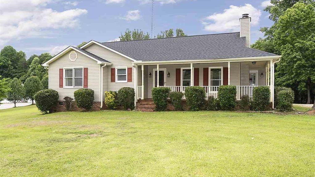 5 acres in Greenville County, South Carolina