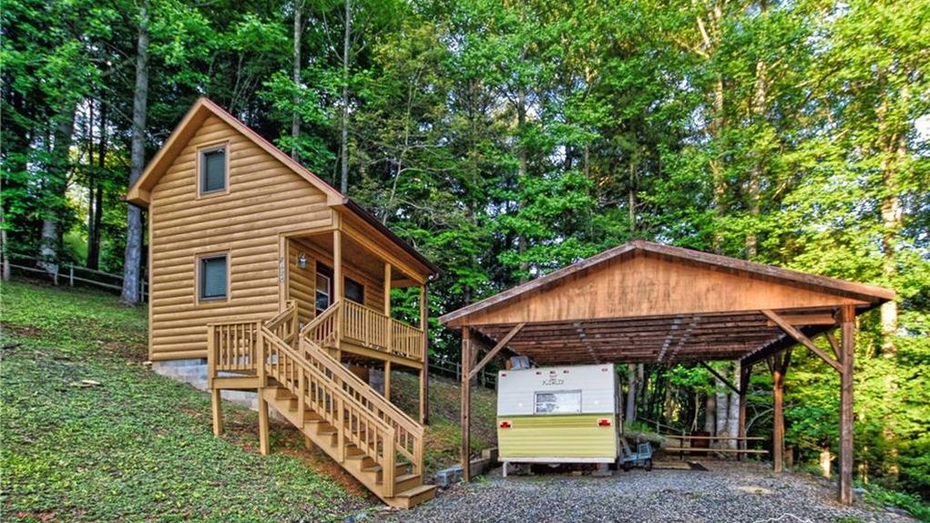 2.4 acres in Ashe County, North Carolina