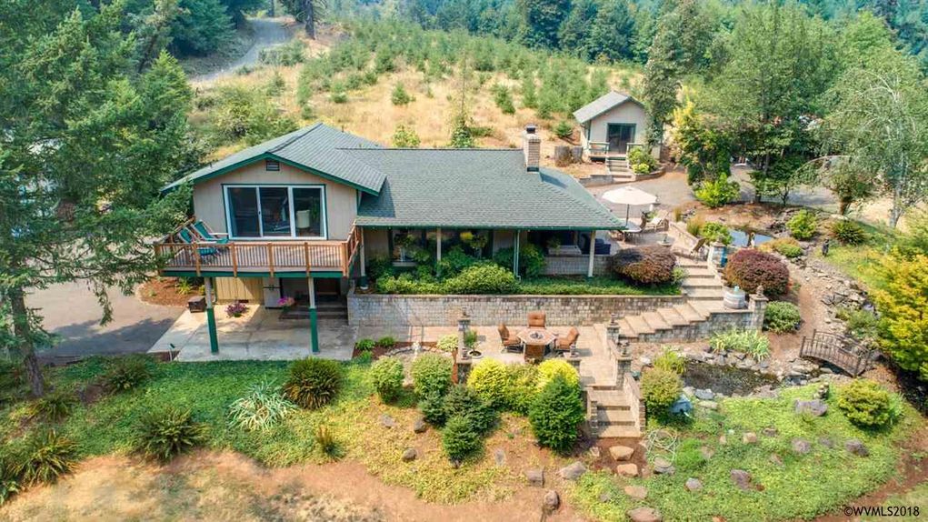 5 acres in Yamhill County, Oregon