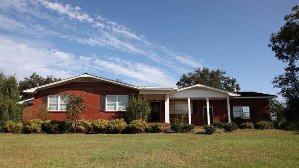 1.5 acres in Mitchell County,