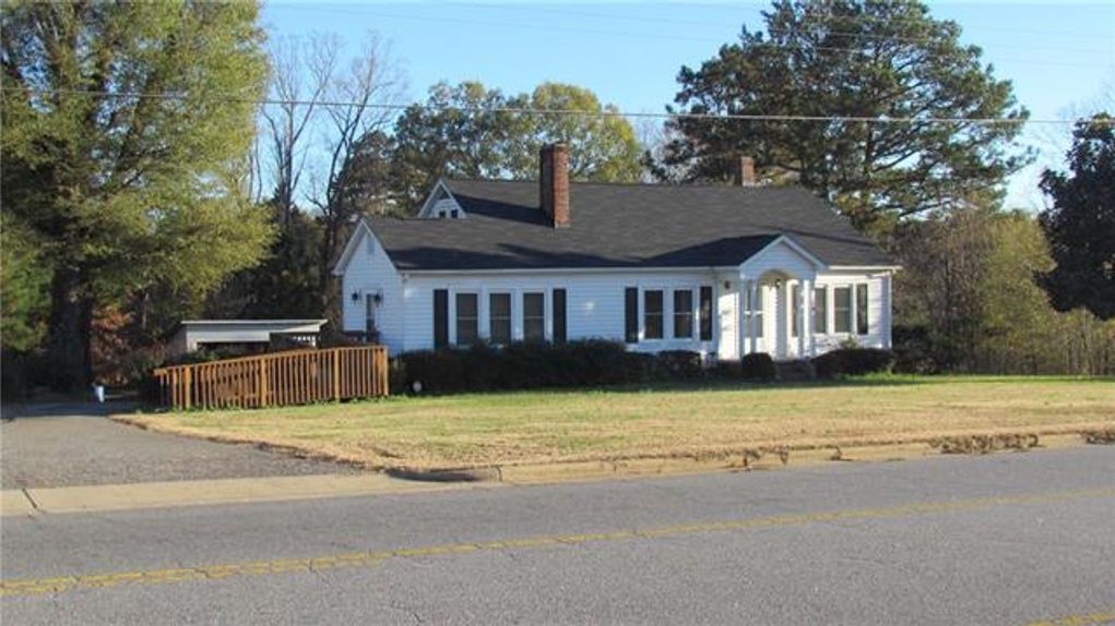 4.56 acres in Alexander County, North Carolina