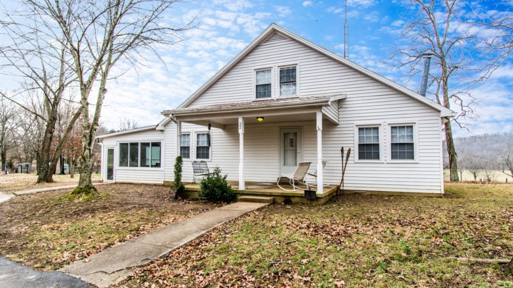 15 acres in Warren County, Kentucky