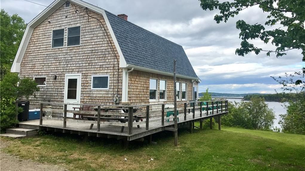 3.9 acres in Washington County, Maine