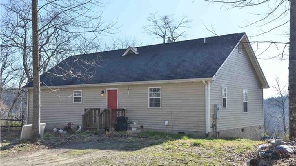 24.9 acres in Madison County, North Carolina