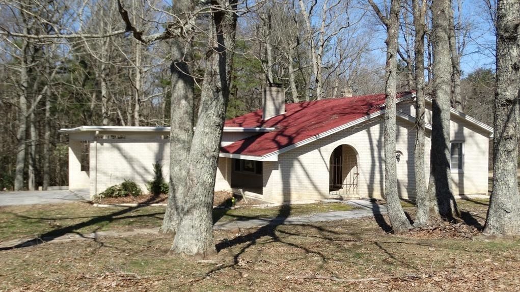 1.98 acres in Carroll County, Virginia