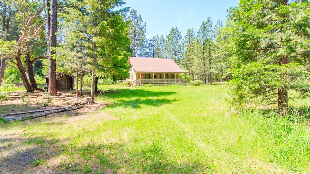 1.9 acres in Jackson County, Oregon