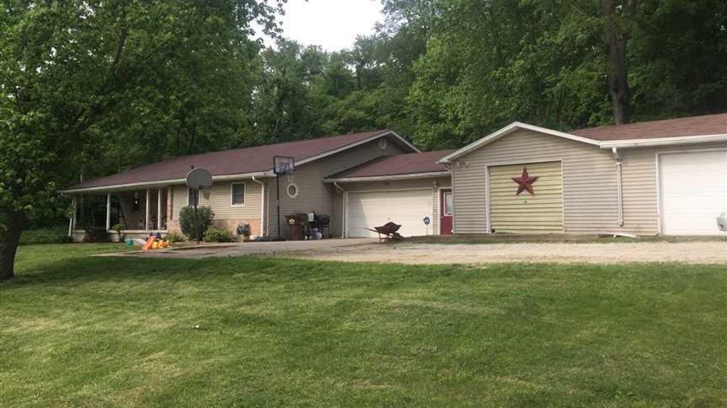 11025 N. Atherton St., Rosedale, IN