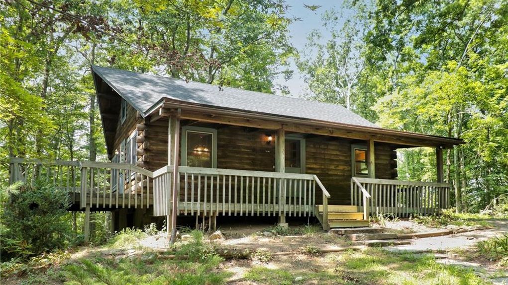 3.13 acres in Litchfield County, Connecticut