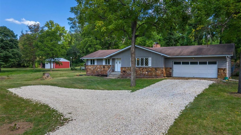 17 acres in Gasconade County, Missouri