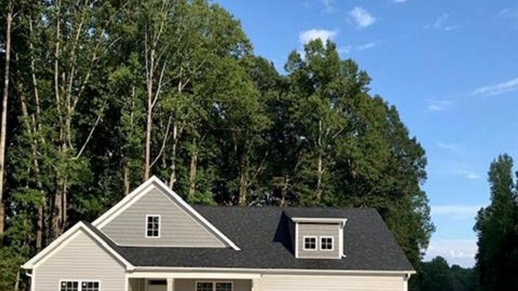 1.21 acres in Lincoln County, North Carolina