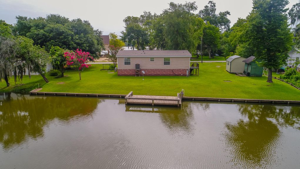 Lake Livingston Waterfront