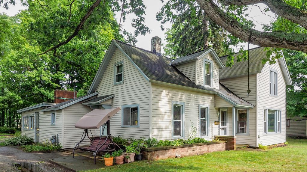 2.39 acres in Allegan County, Michigan