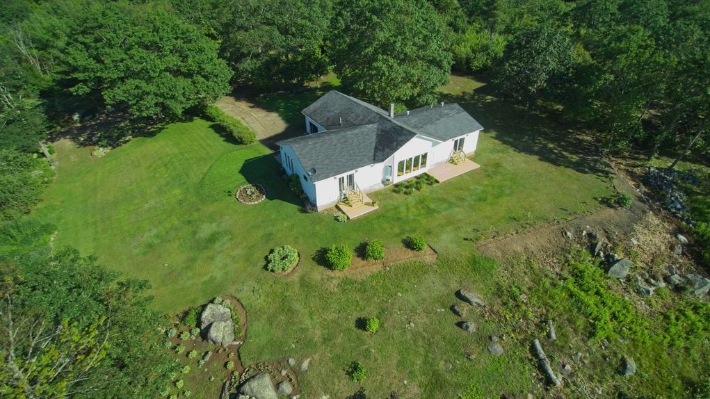 10 acres in Knox County, Maine