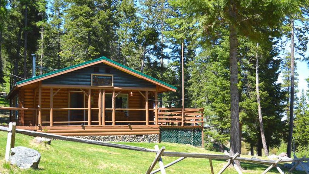 Wallowa Lake Views from this Cozy Cabin on 2.68 Acres