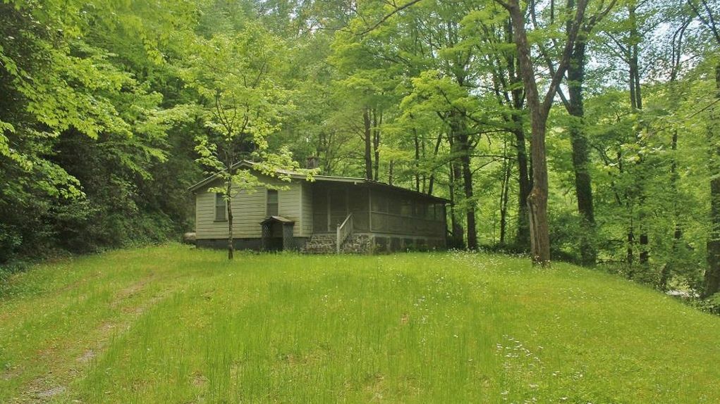 8.64 acres in Jackson County, North Carolina