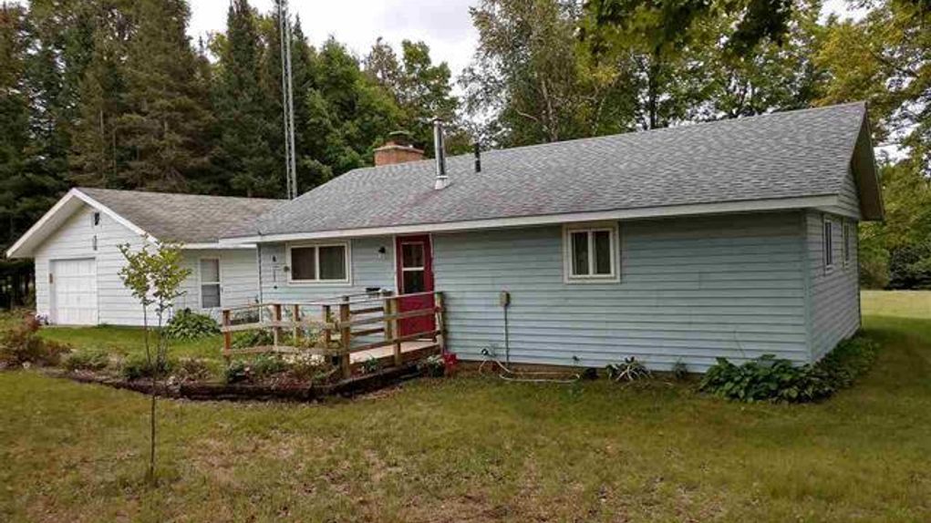 1117568 40 acres Cornell MI