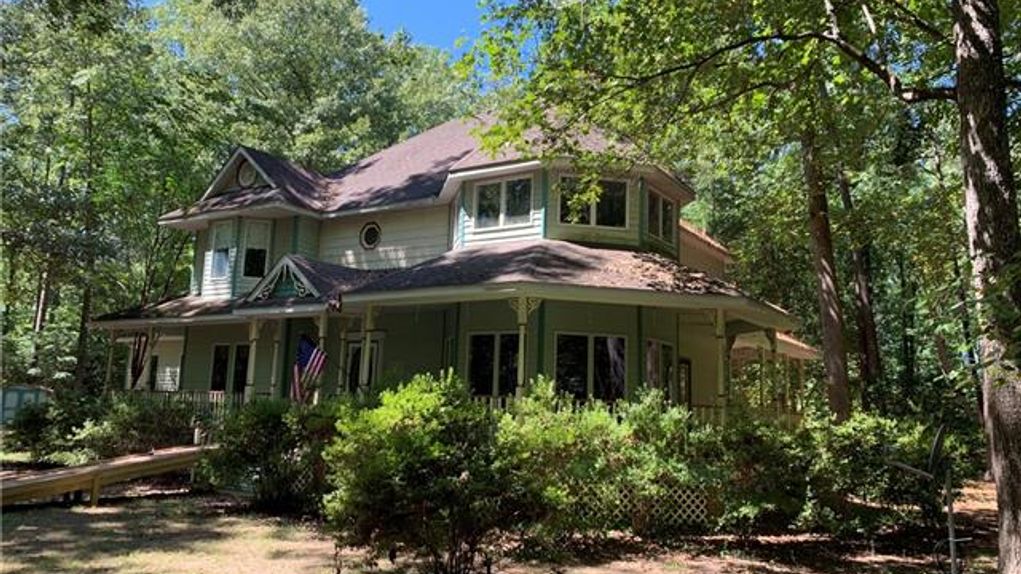 7.99 acres in Mathews County, Virginia