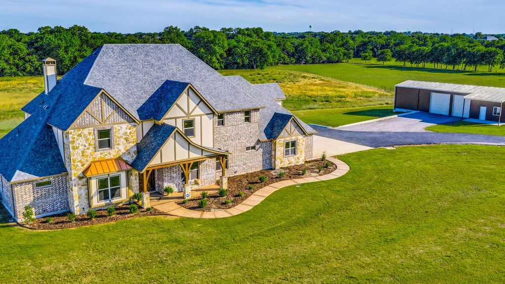 Sweet Sunsets over Celina on this 21 Acre Ranch in Collin County