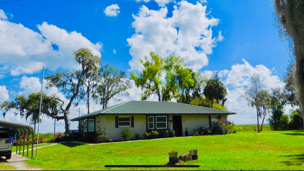 1.21 acres in Highlands County, Florida