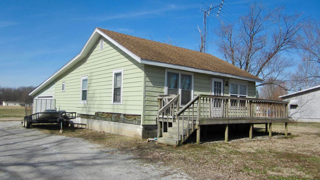 2 acres in Jackson County, Illinois