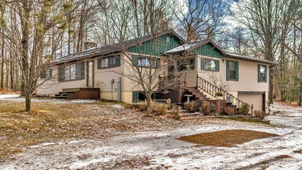 2.3 acres in Oneida County, Wisconsin