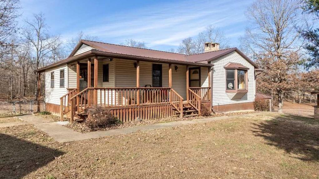 Residential Home For Sale on 5 Acres in Ripley County, Fairdealing, Missour