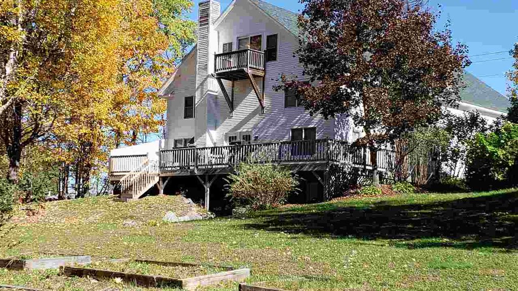 8.8 acres in Carroll County, New Hampshire