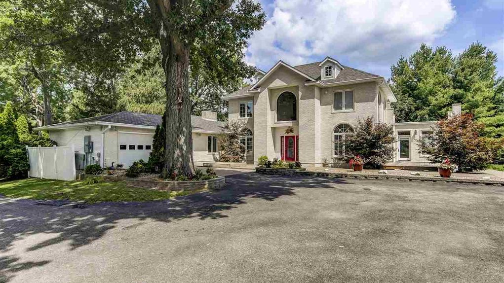 5 acres in Sangamon County, Illinois