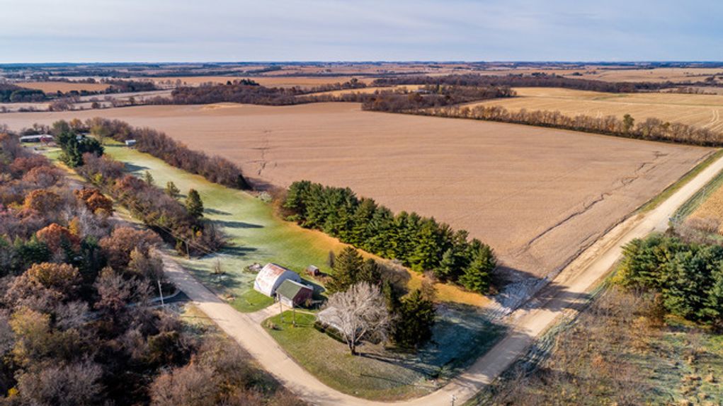 5.86 acres in Ogle County, Illinois