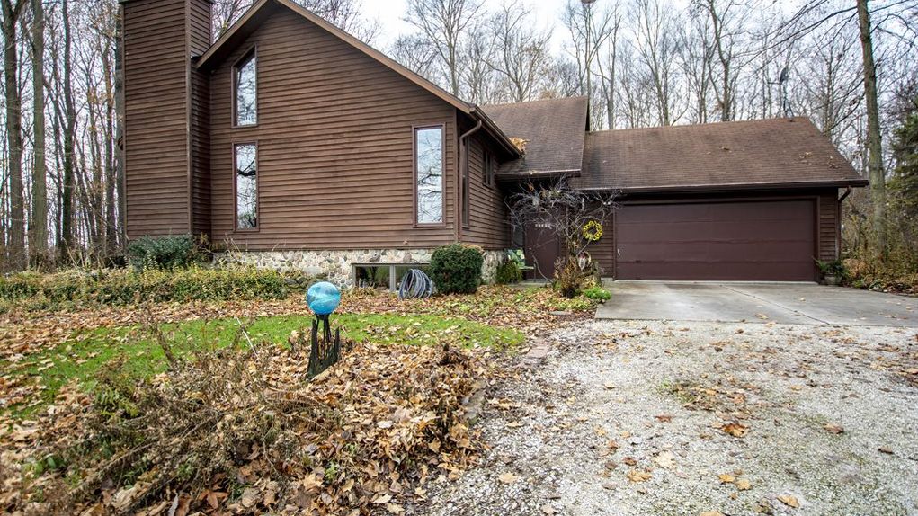 6 acres in Elkhart County, Indiana