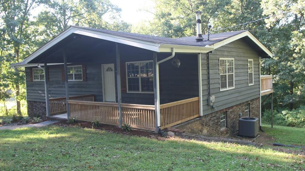 1.63 acres in Whitfield County,