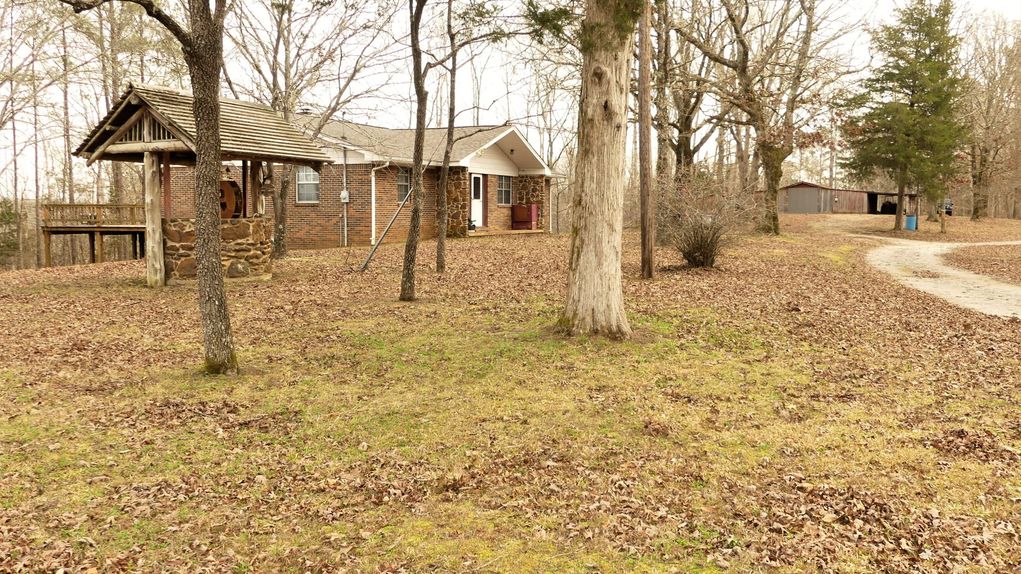 5 acres in Benton County, Tennessee