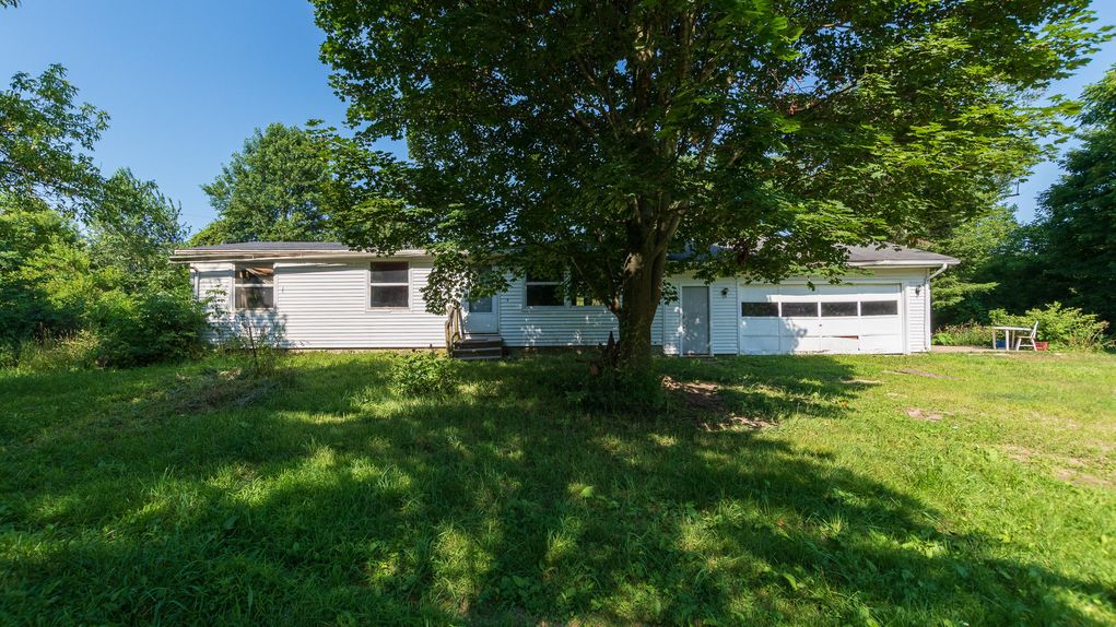 16.87 acres in Kalamazoo County, Michigan