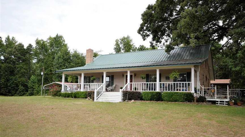 164.49 Acres Marion Co Rural Farm House with Recreational Timber Land