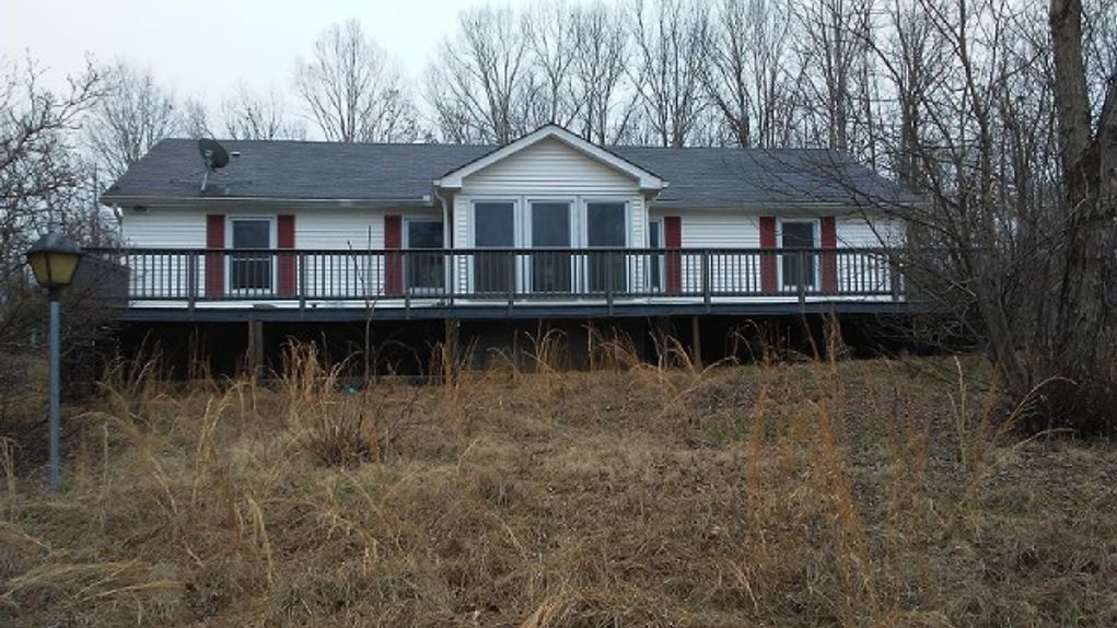 8.89 acres in Hickman County, Tennessee