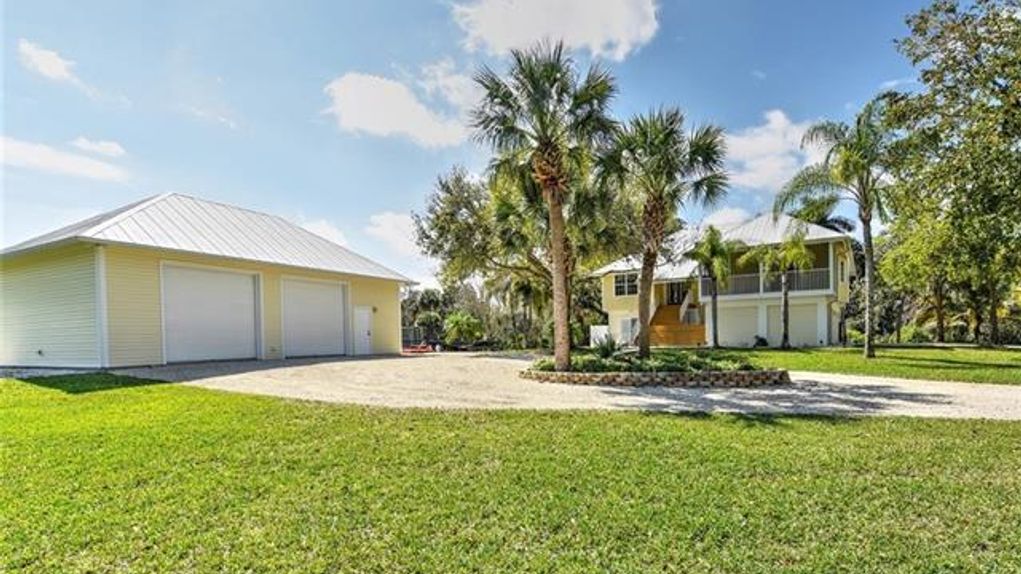 2.72 acres in Lee County, Florida