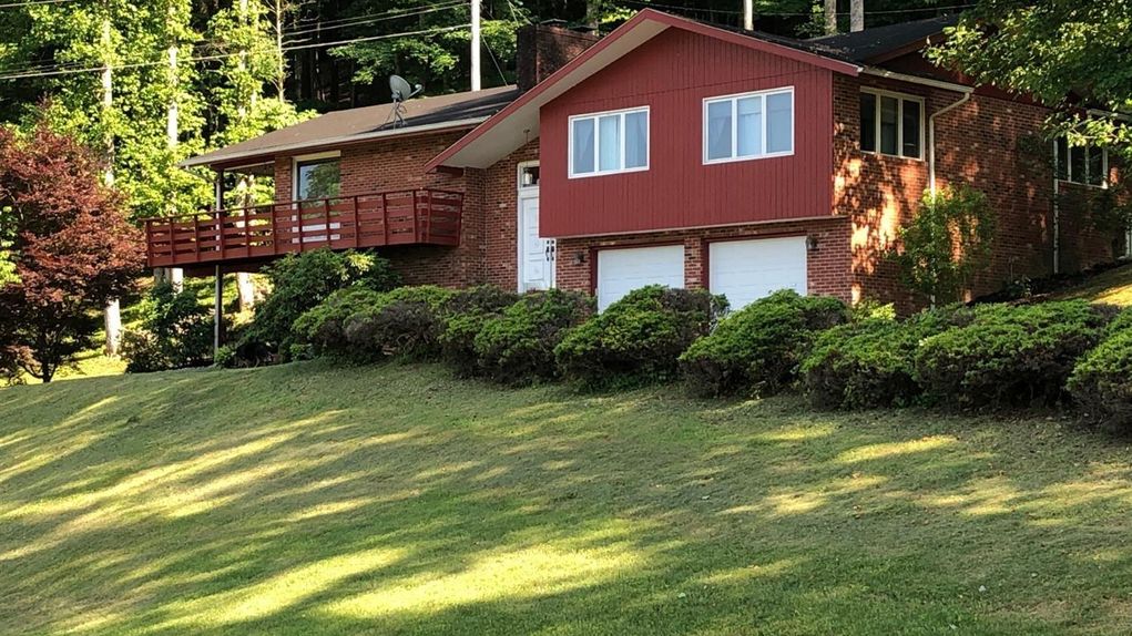 3.11 acres in Breathitt County, Kentucky